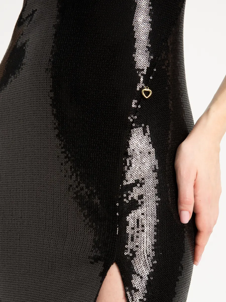 Платье с пайетками