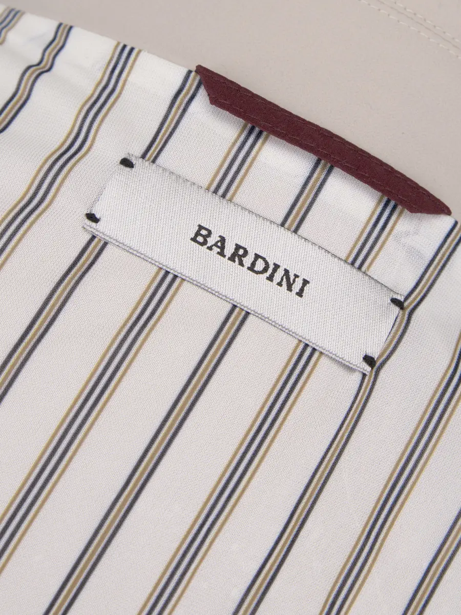 Куртка однотонная