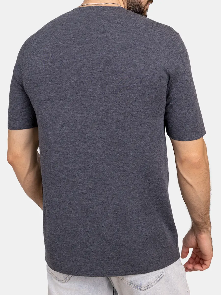 Футболка шерстяная