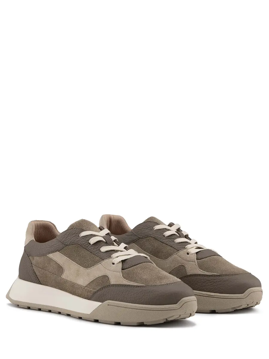 Кроссовки замшевые