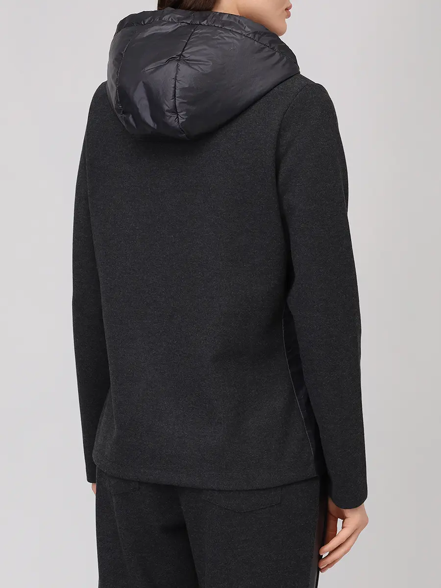 Костюм однотонный