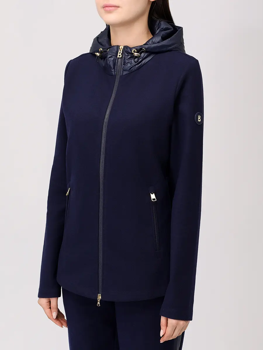 Костюм однотонный