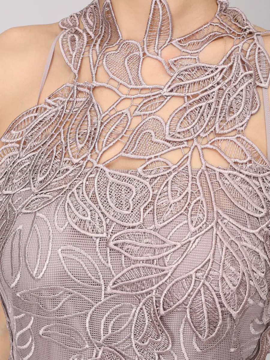 Платье кружевное