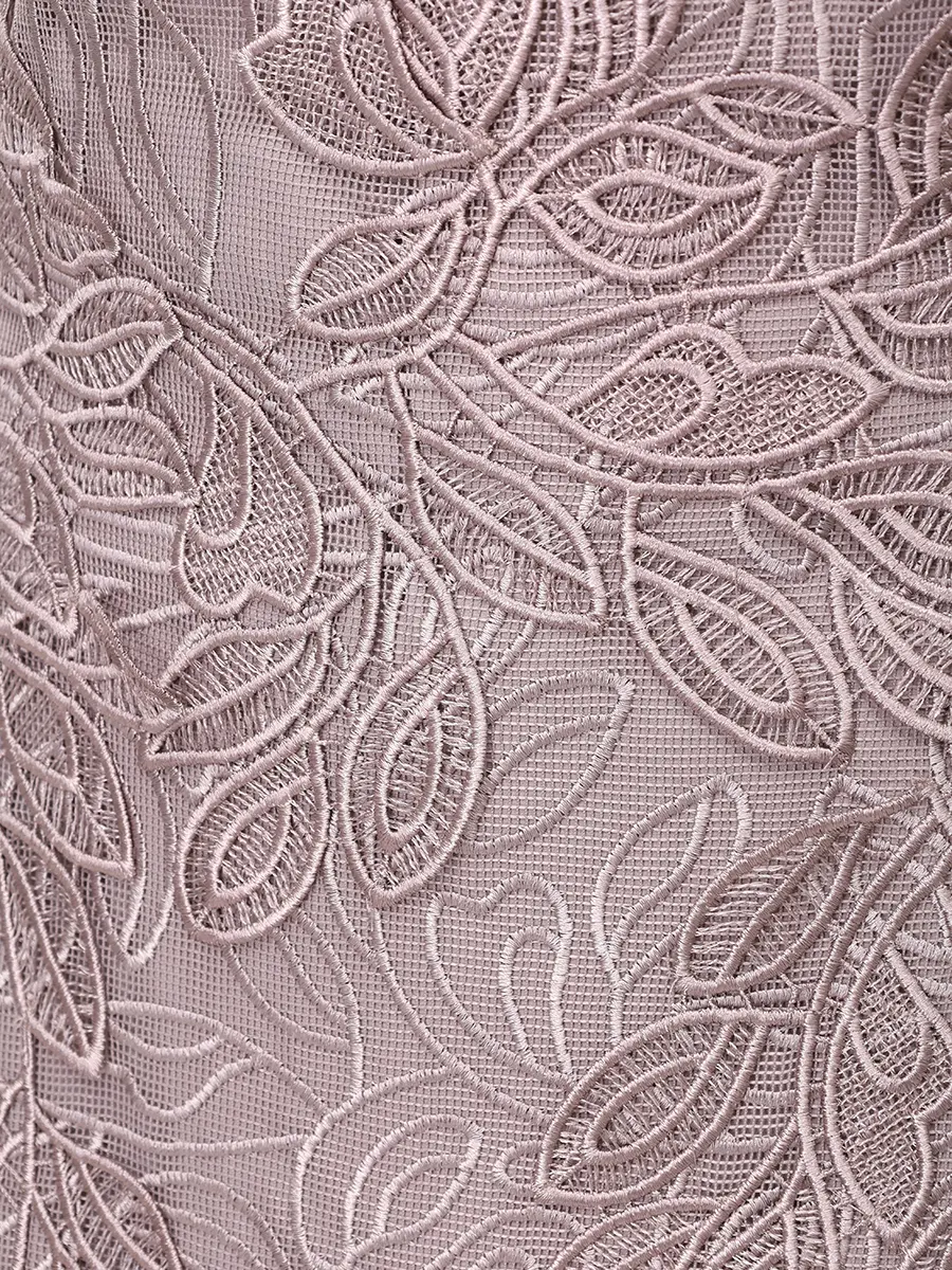 Платье кружевное