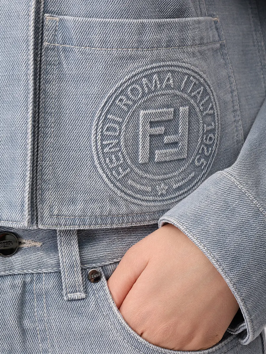 Куртка джинсовая