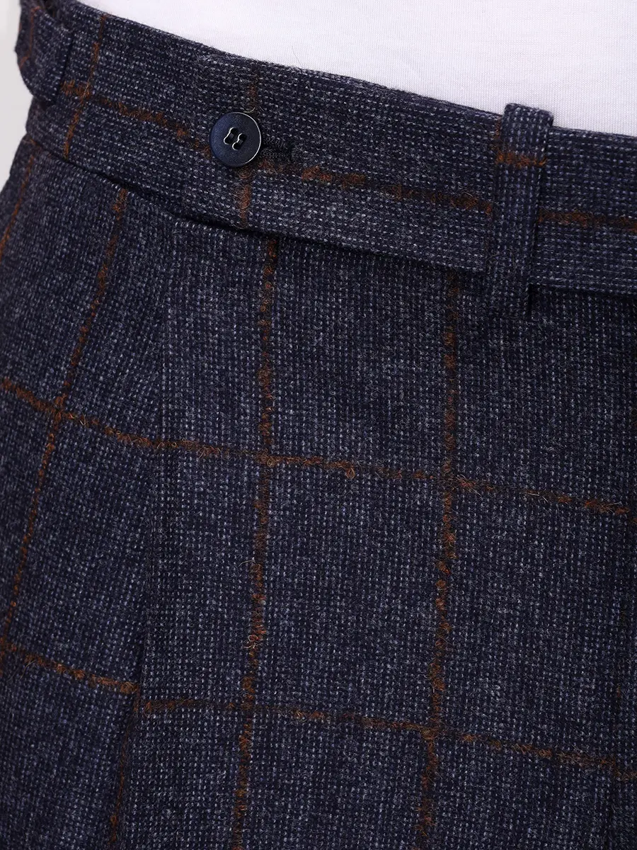 Костюм шерстяной