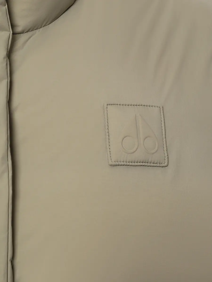 Жилет стеганый