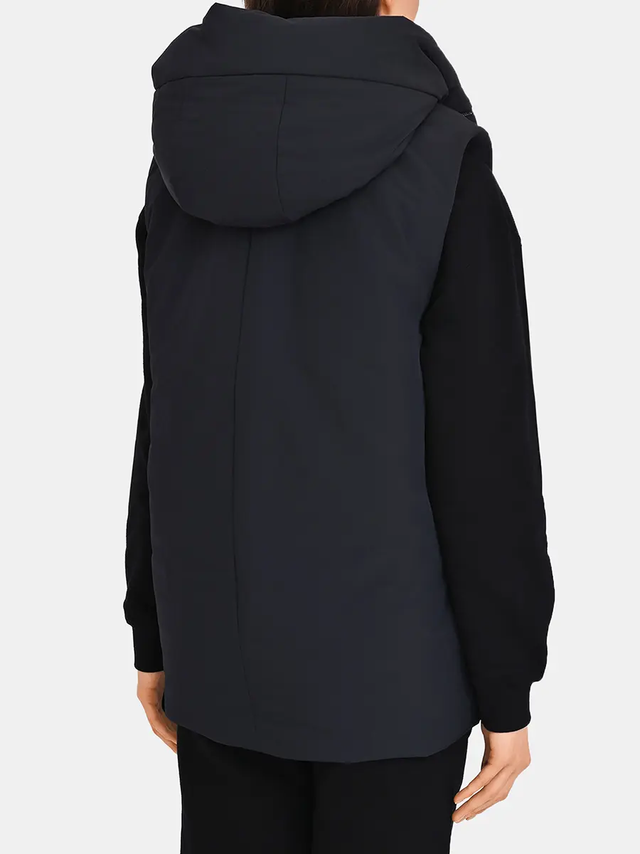 Жилет однотонный