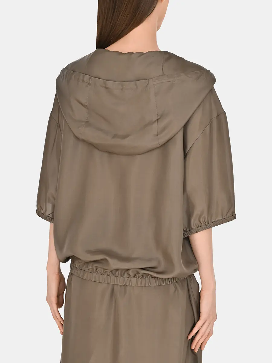 Блуза шелковая