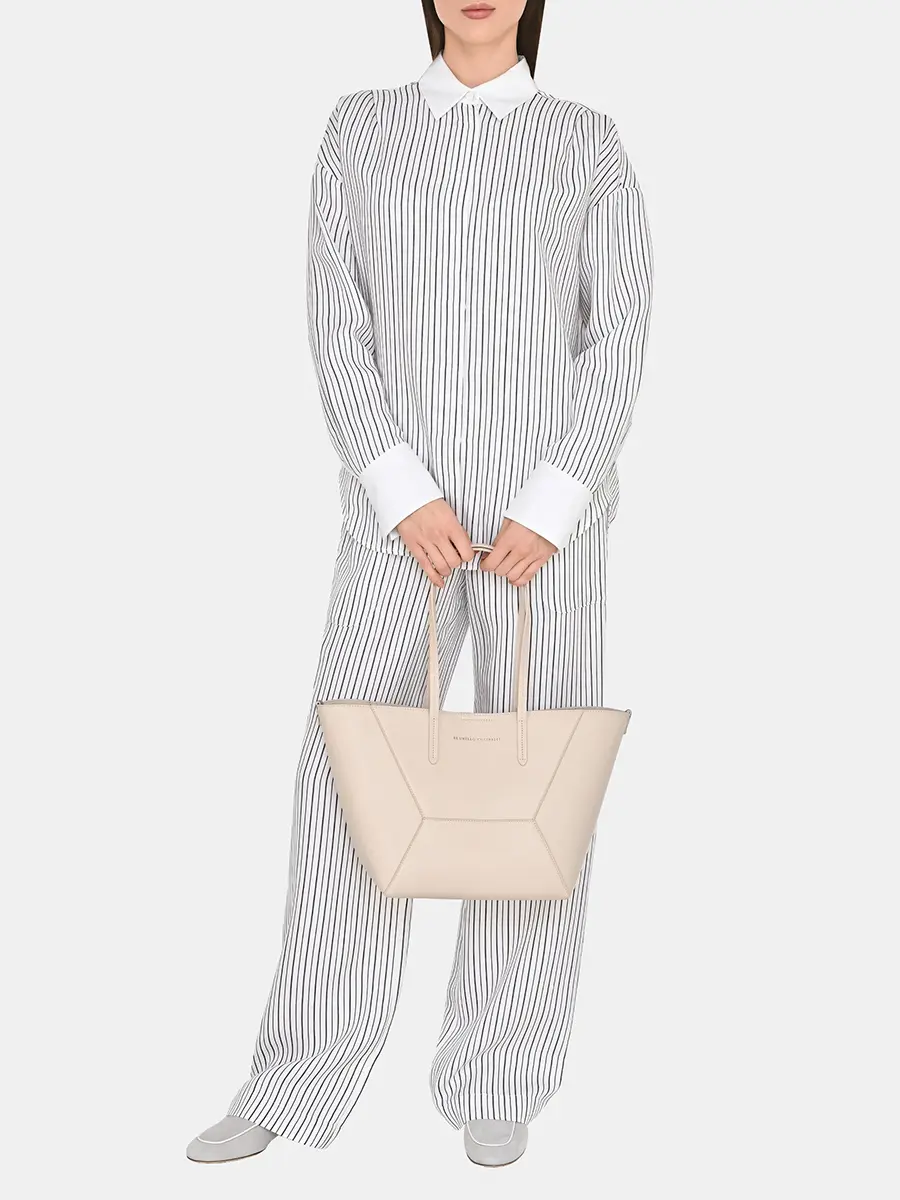 Блуза из вискозы и шелка