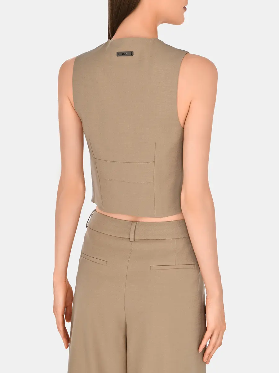 Жилет из вискозы