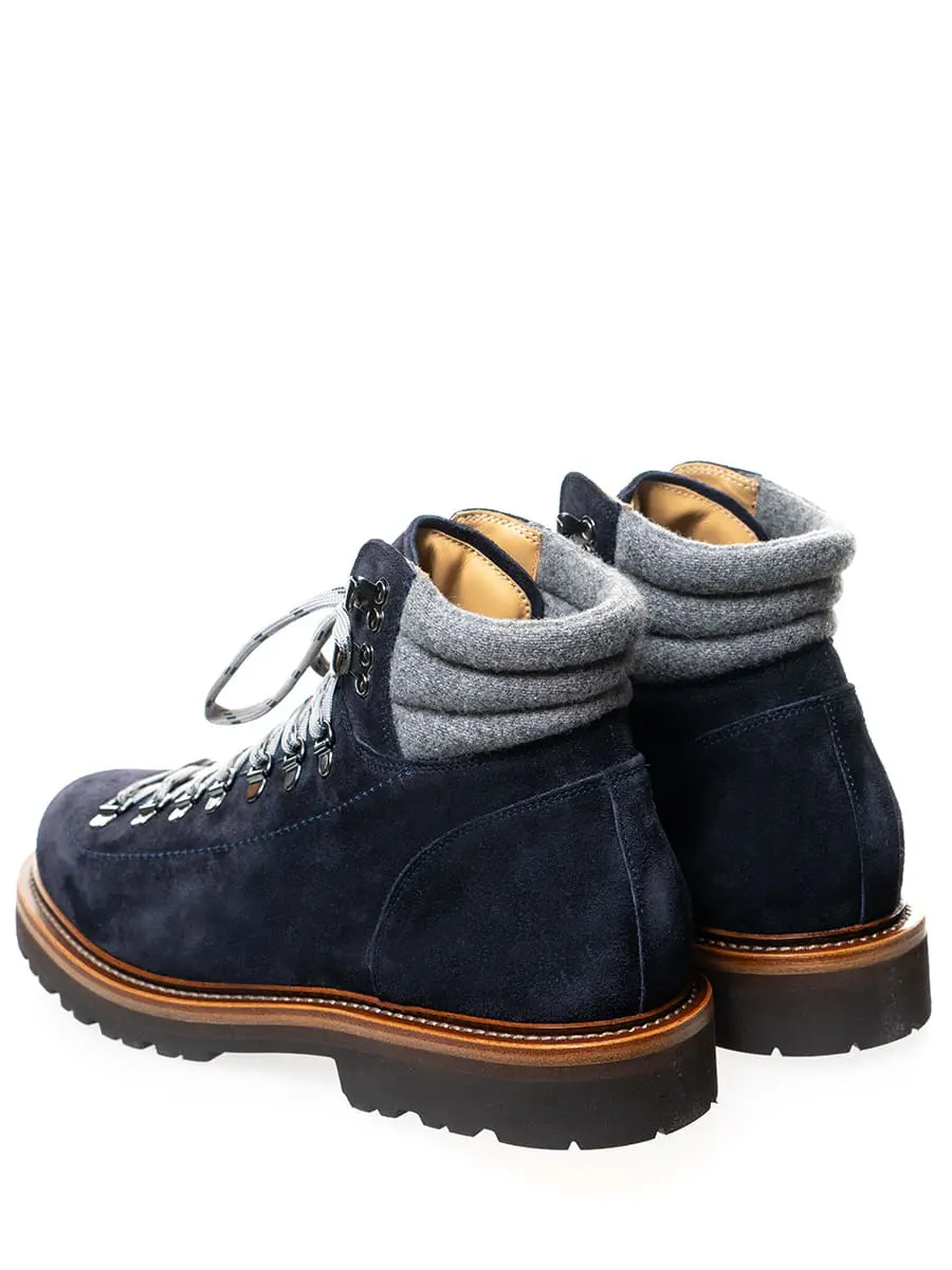 Ботинки замшевые