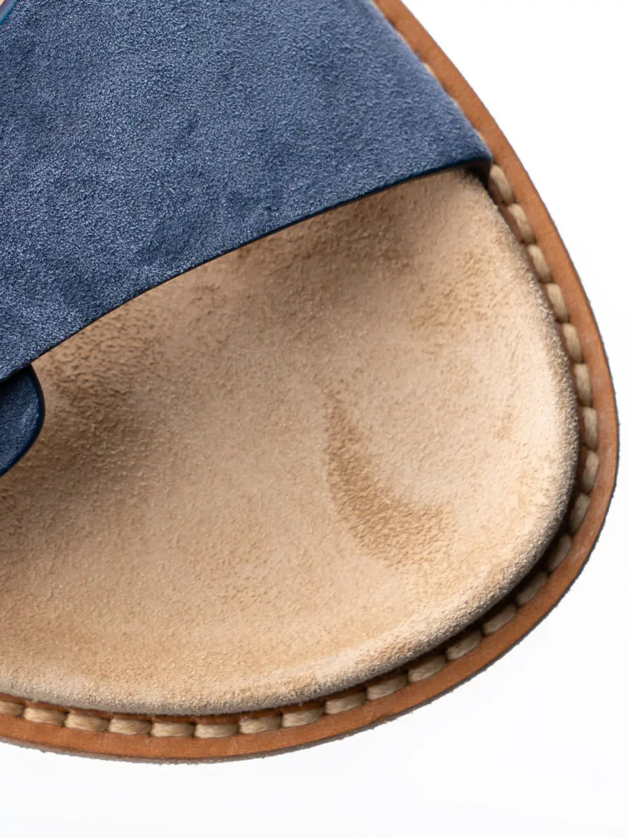 Шлепанцы замшевые