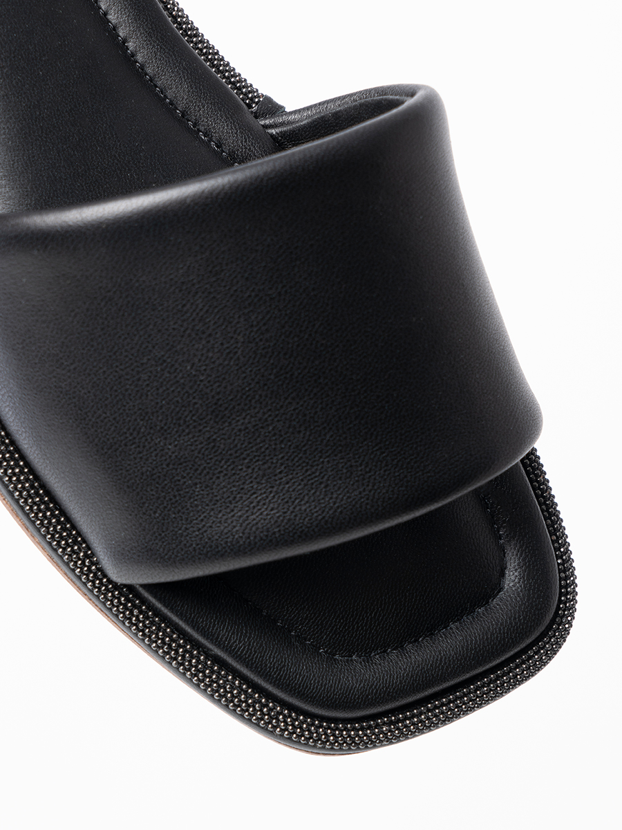 Шлепанцы кожаные