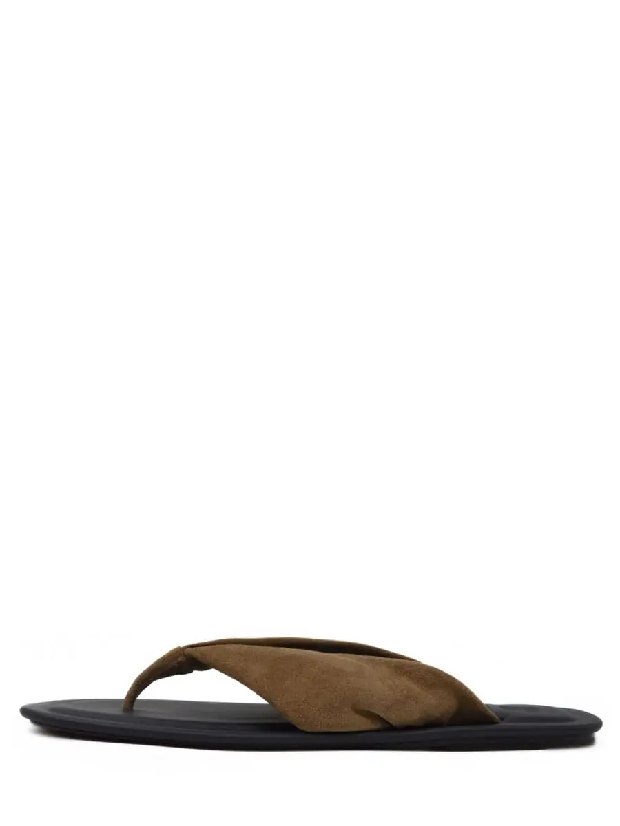 Шлепанцы замшевые