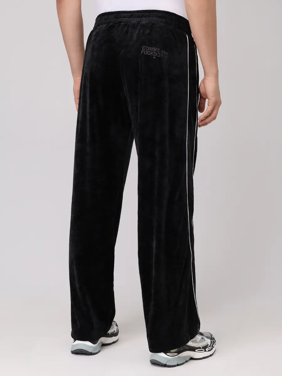 Костюм однотонный