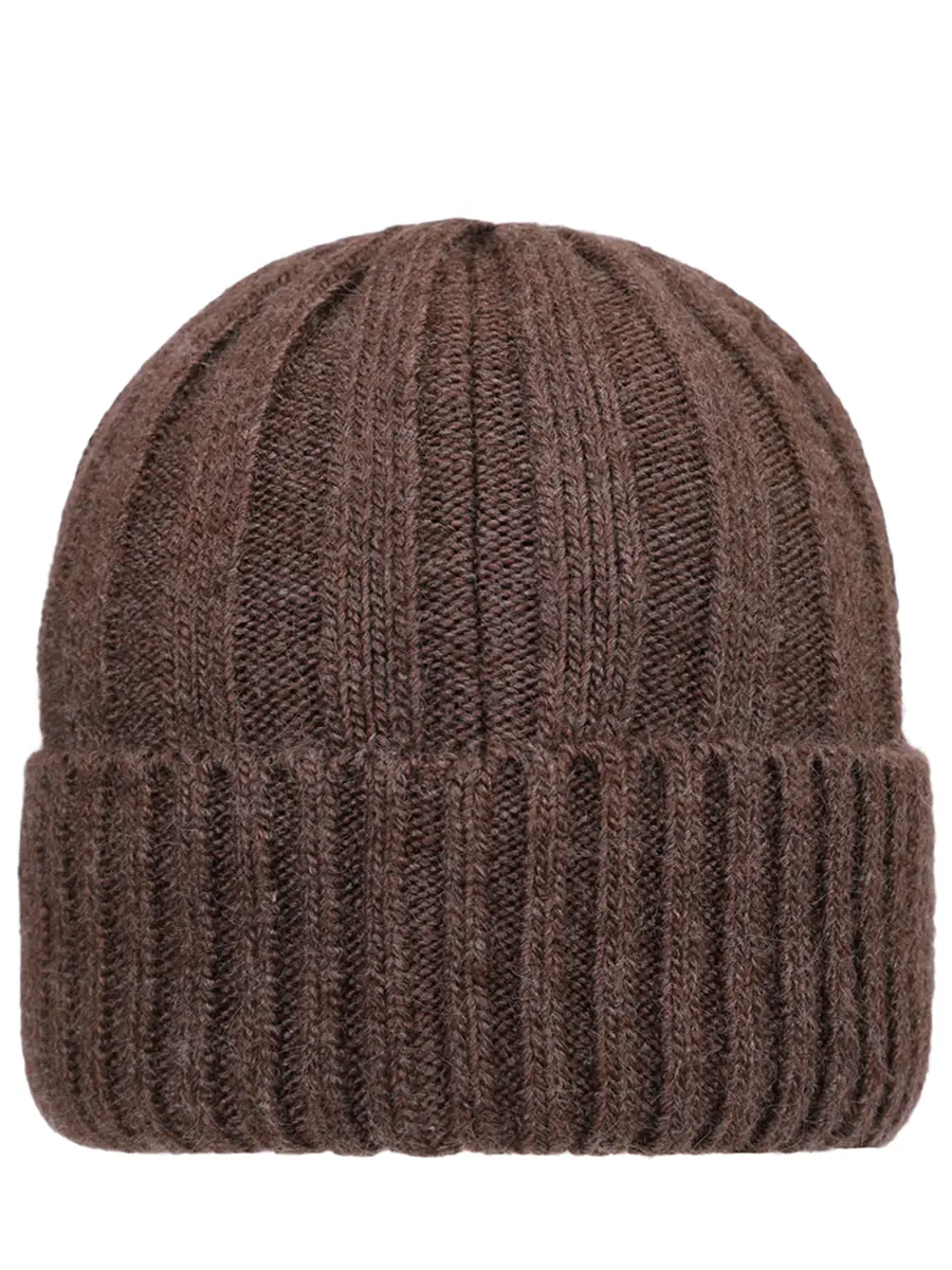 Шапка шерстяная с козырьком