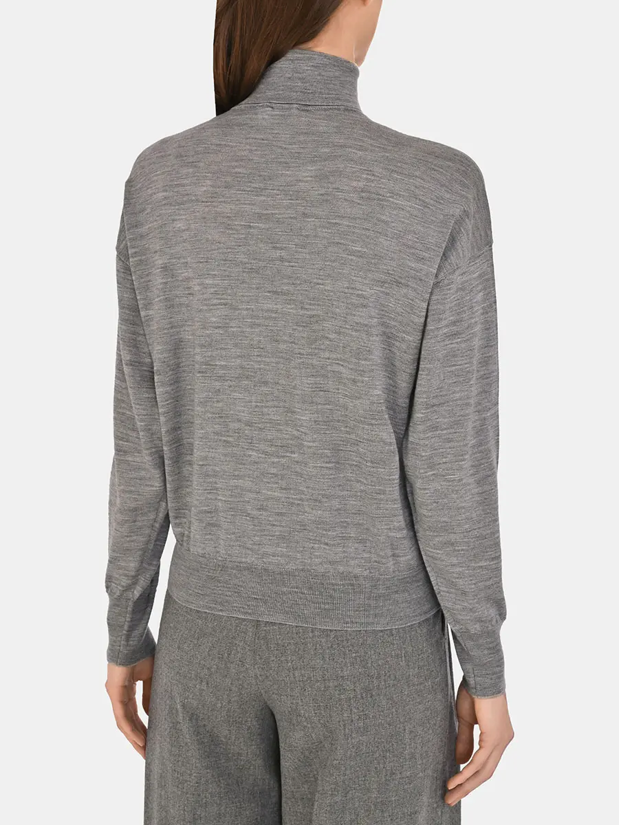 Джемпер шерстяной