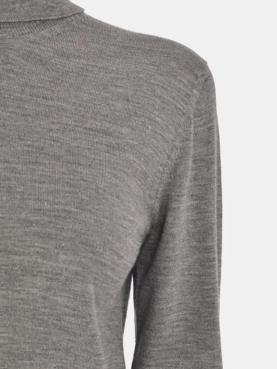 Джемпер шерстяной