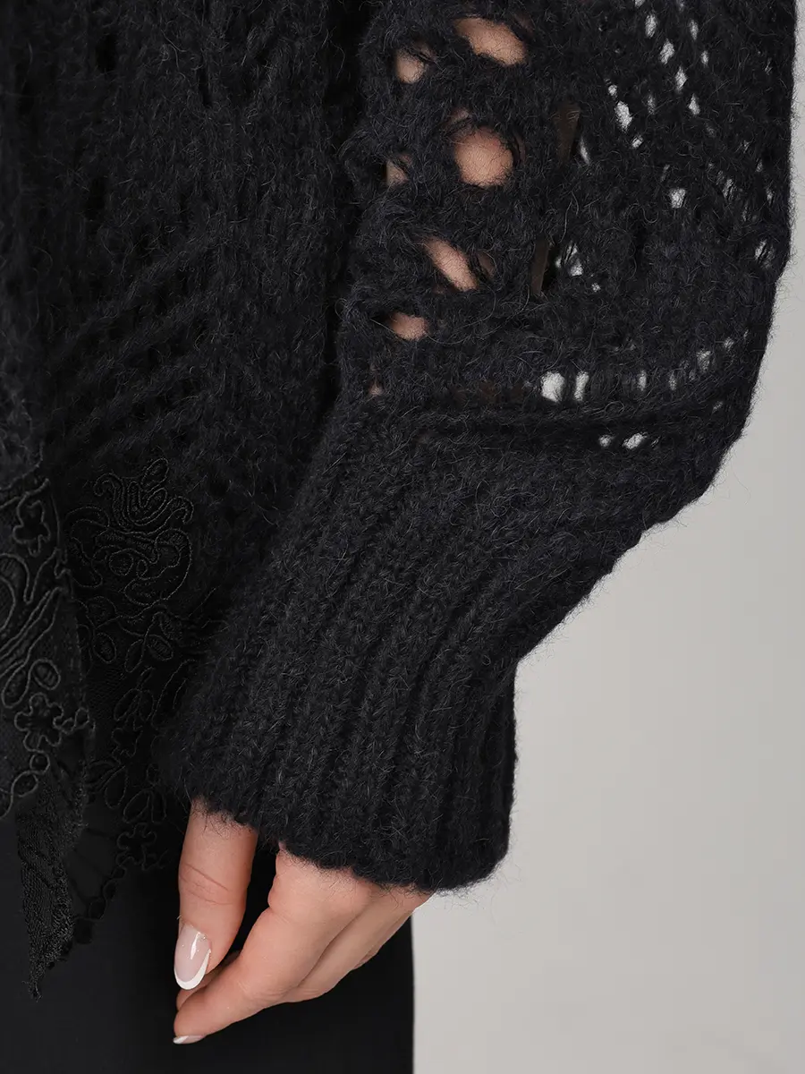 Джемпер с кружевом