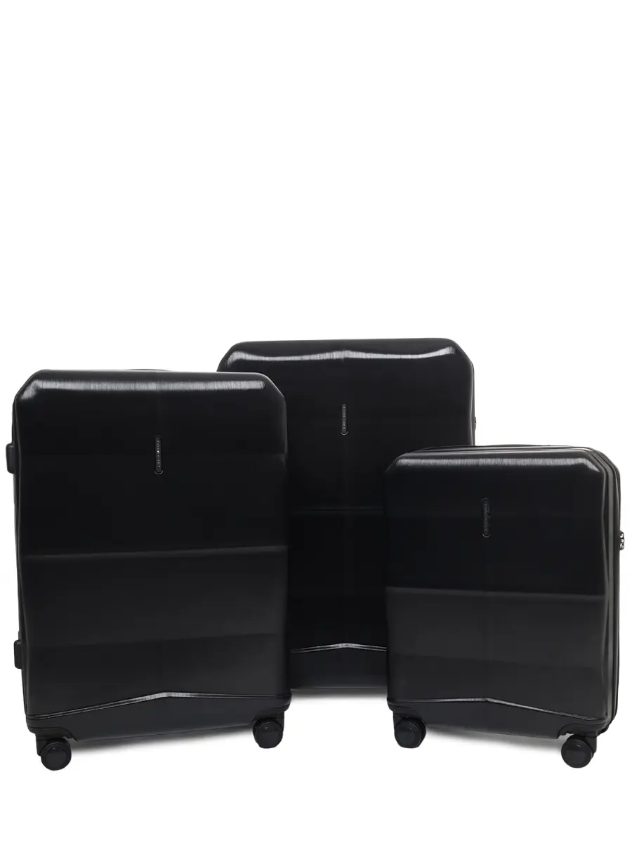 Багаж из трех чемоданов