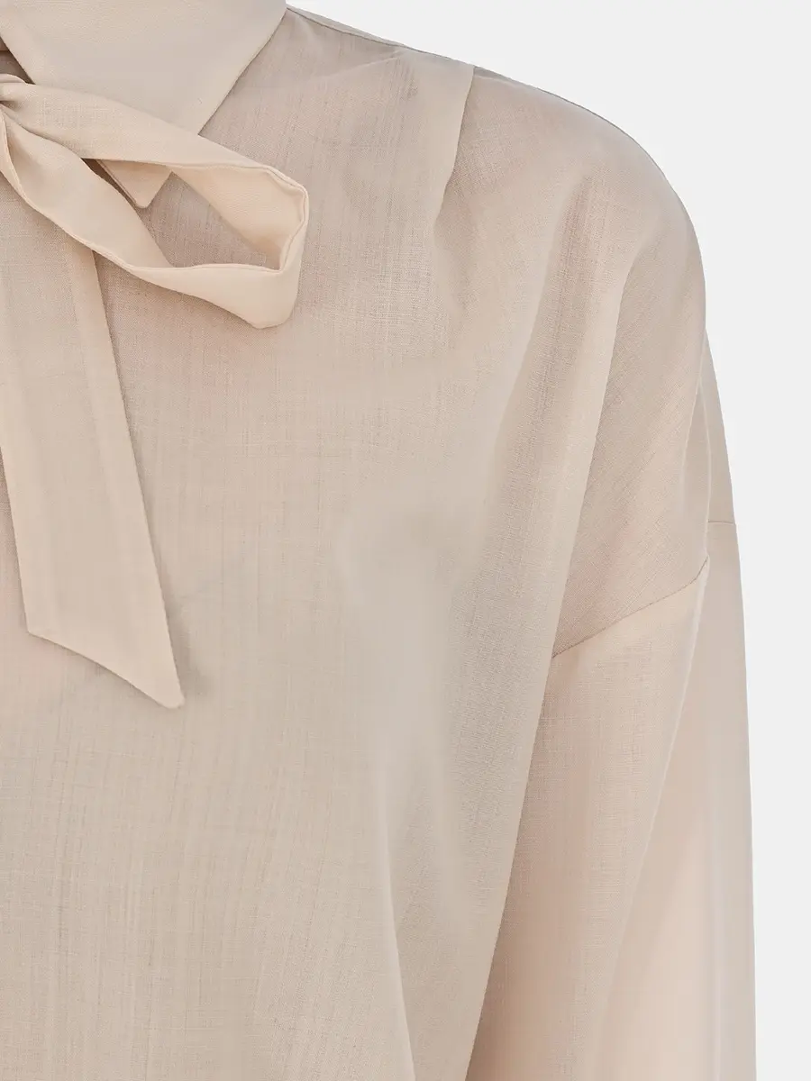 Блуза шерстяная