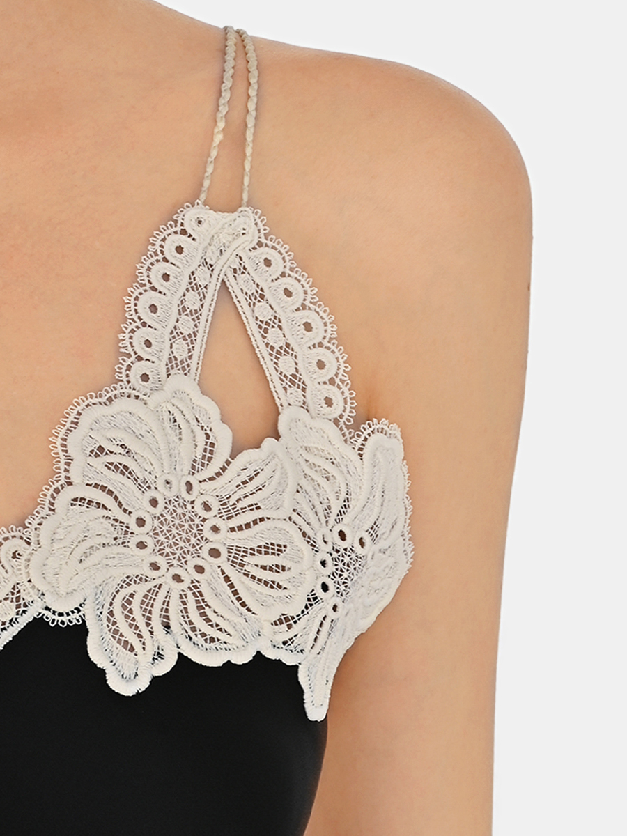 Топ с кружевом