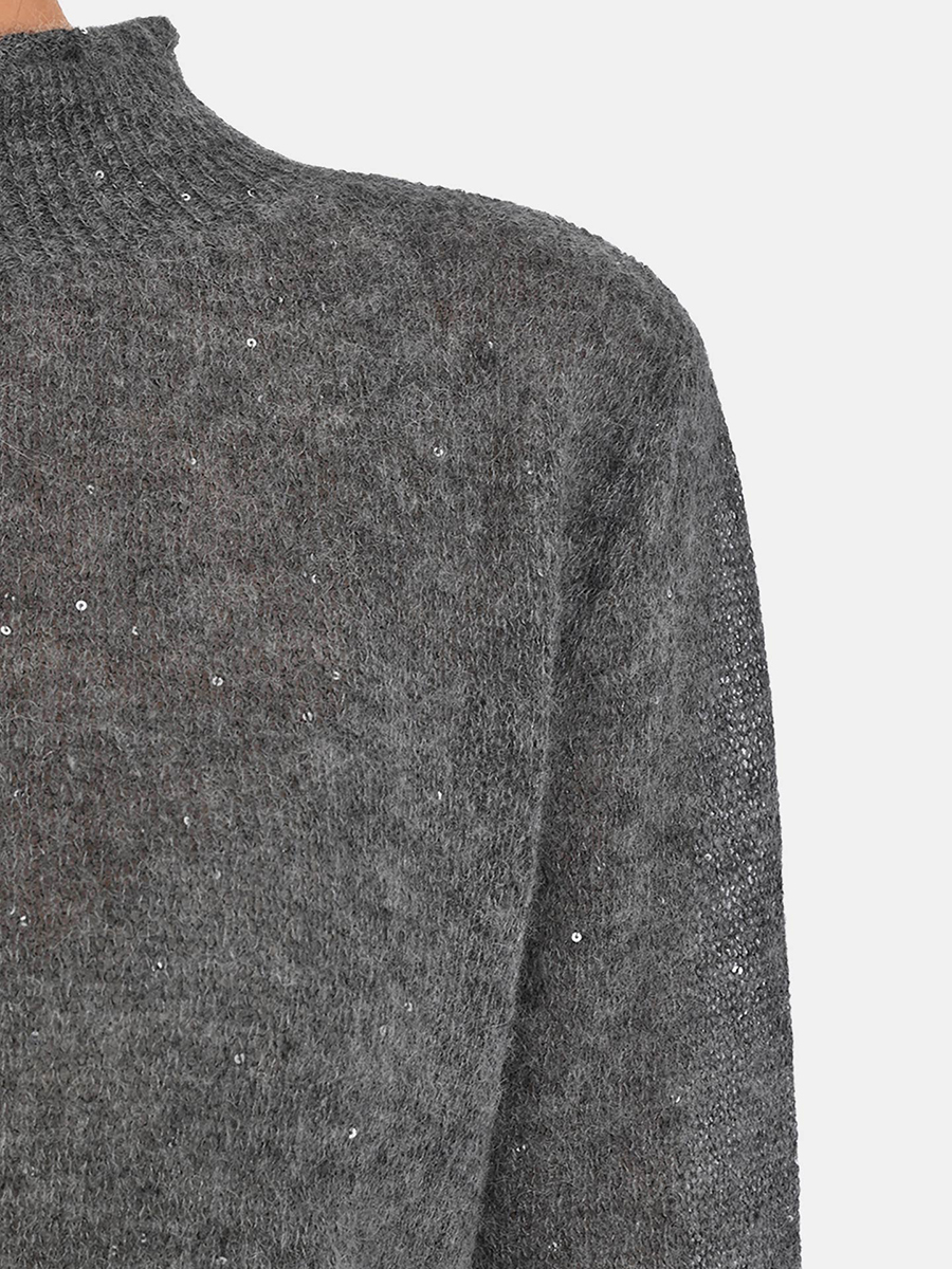 Джемпер с пайетками