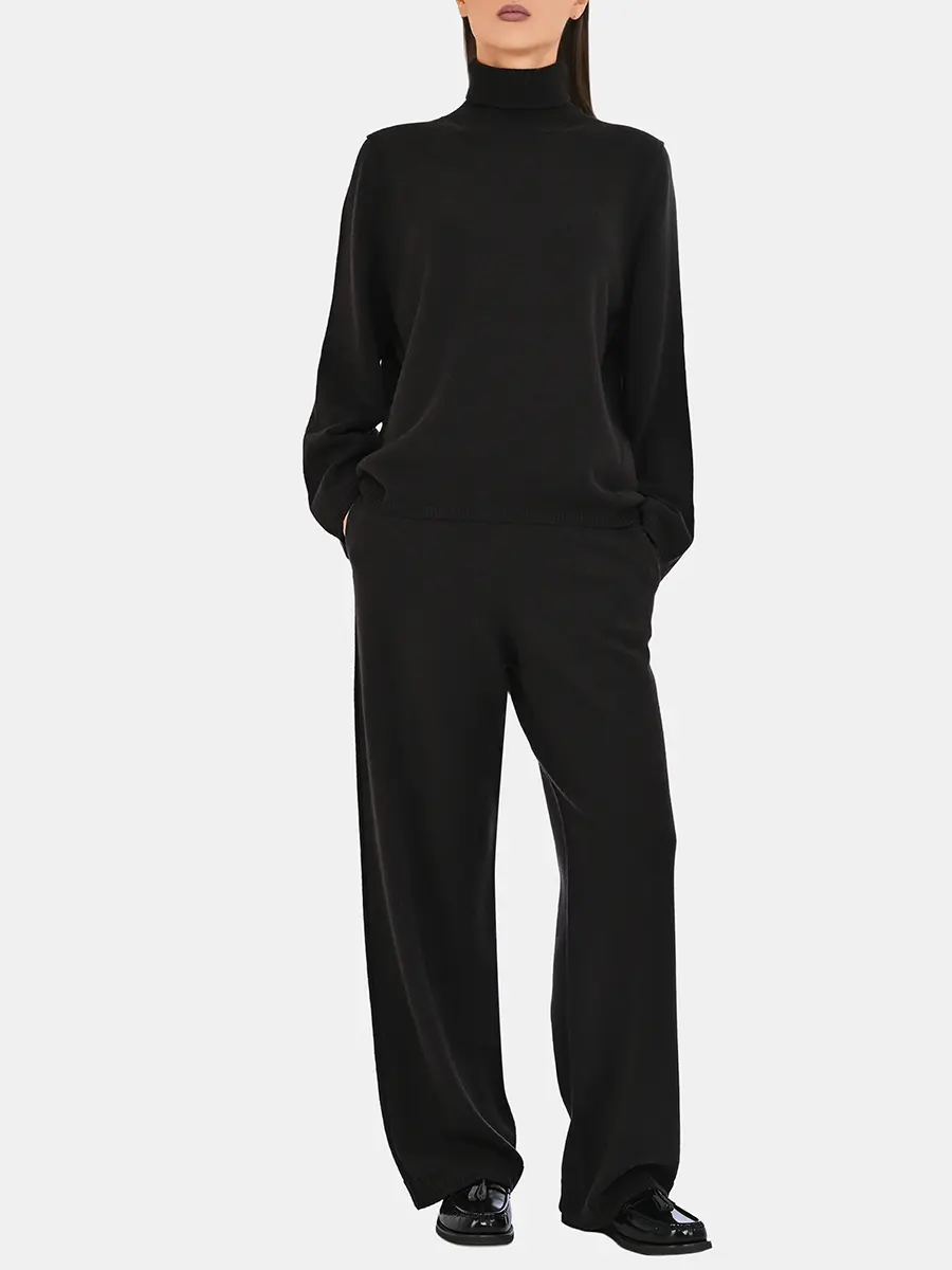 Свитер шерстяной