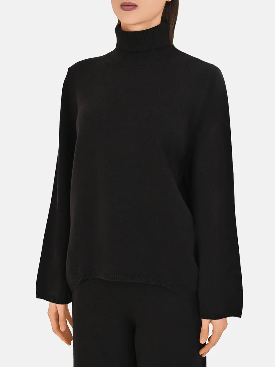 Свитер шерстяной