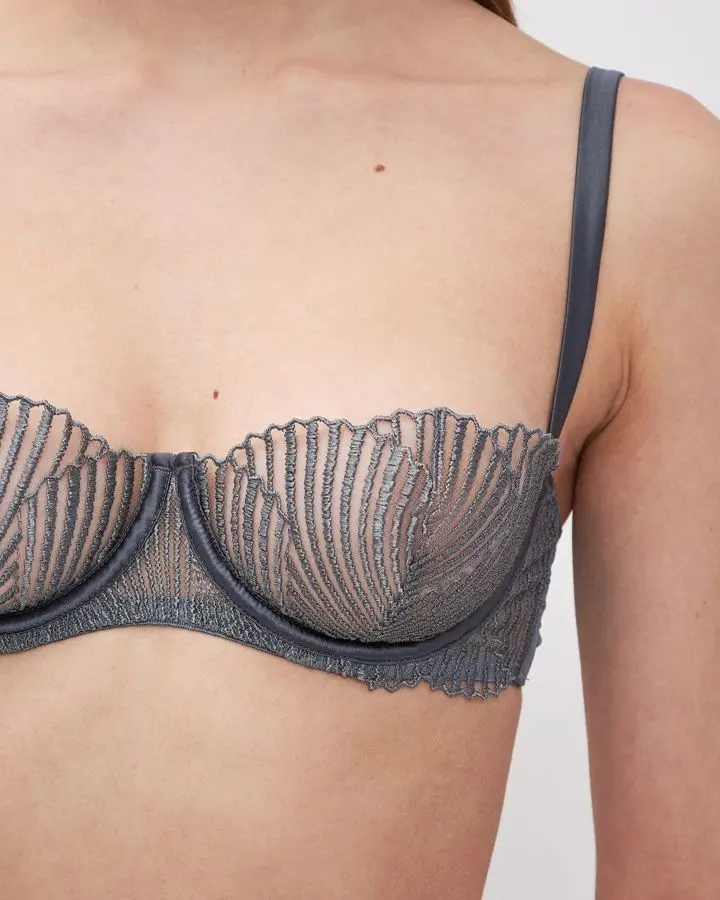 Бюстгальтер