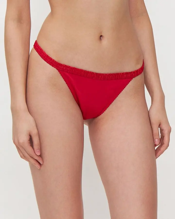 Трусы-стринг однотонные