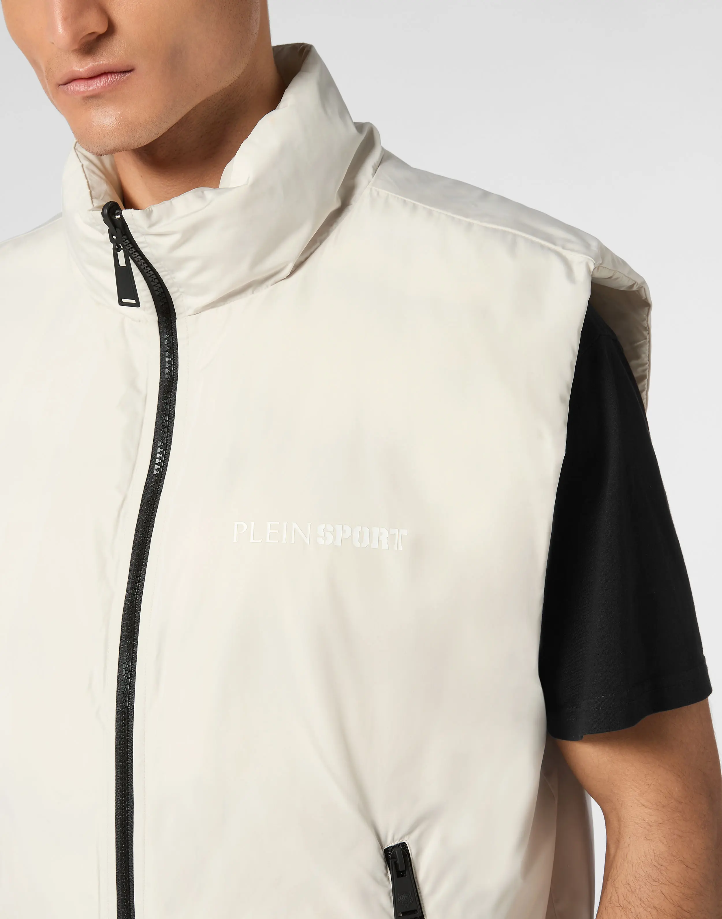 Жилет стеганый