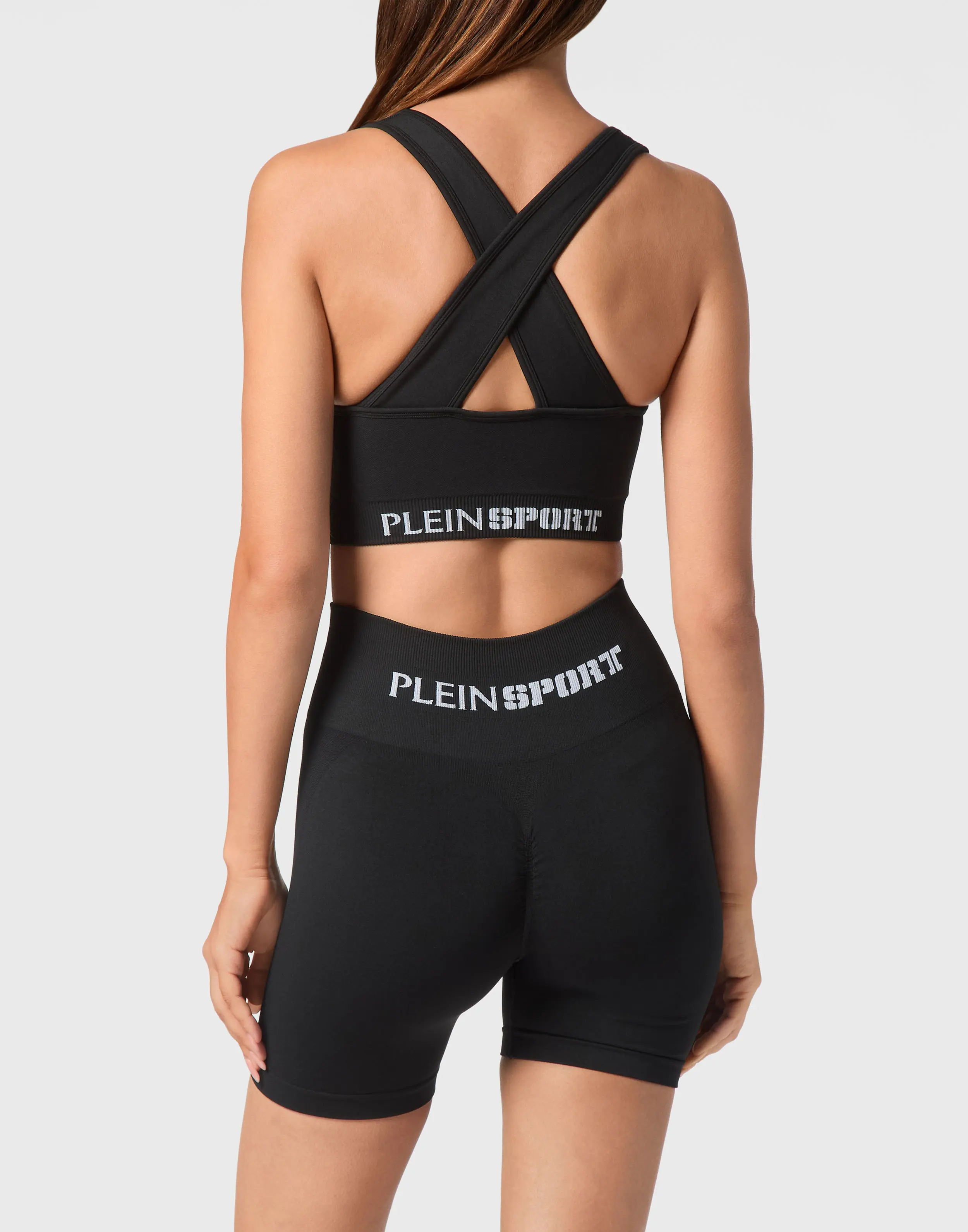 Топ спортивный