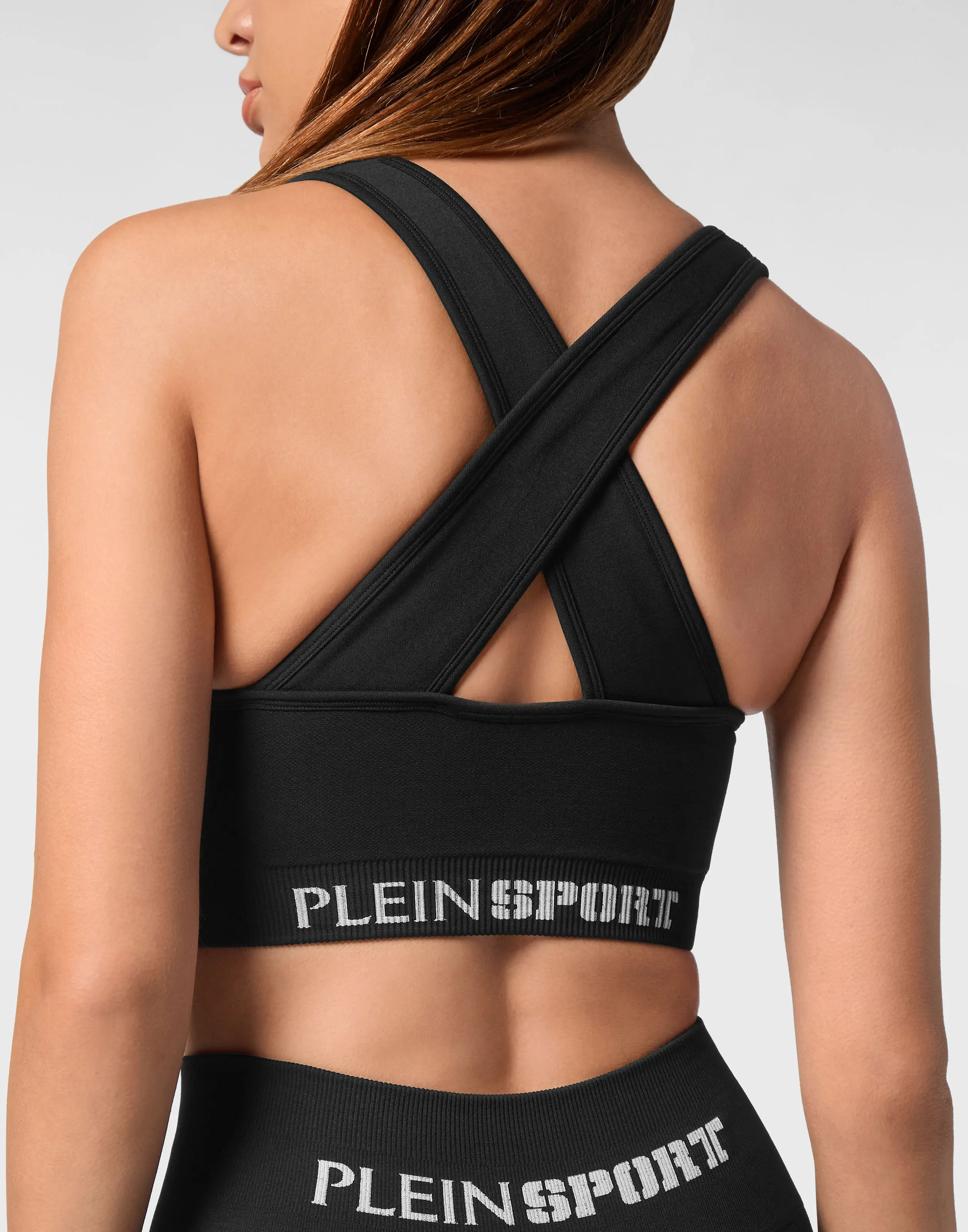 Топ спортивный