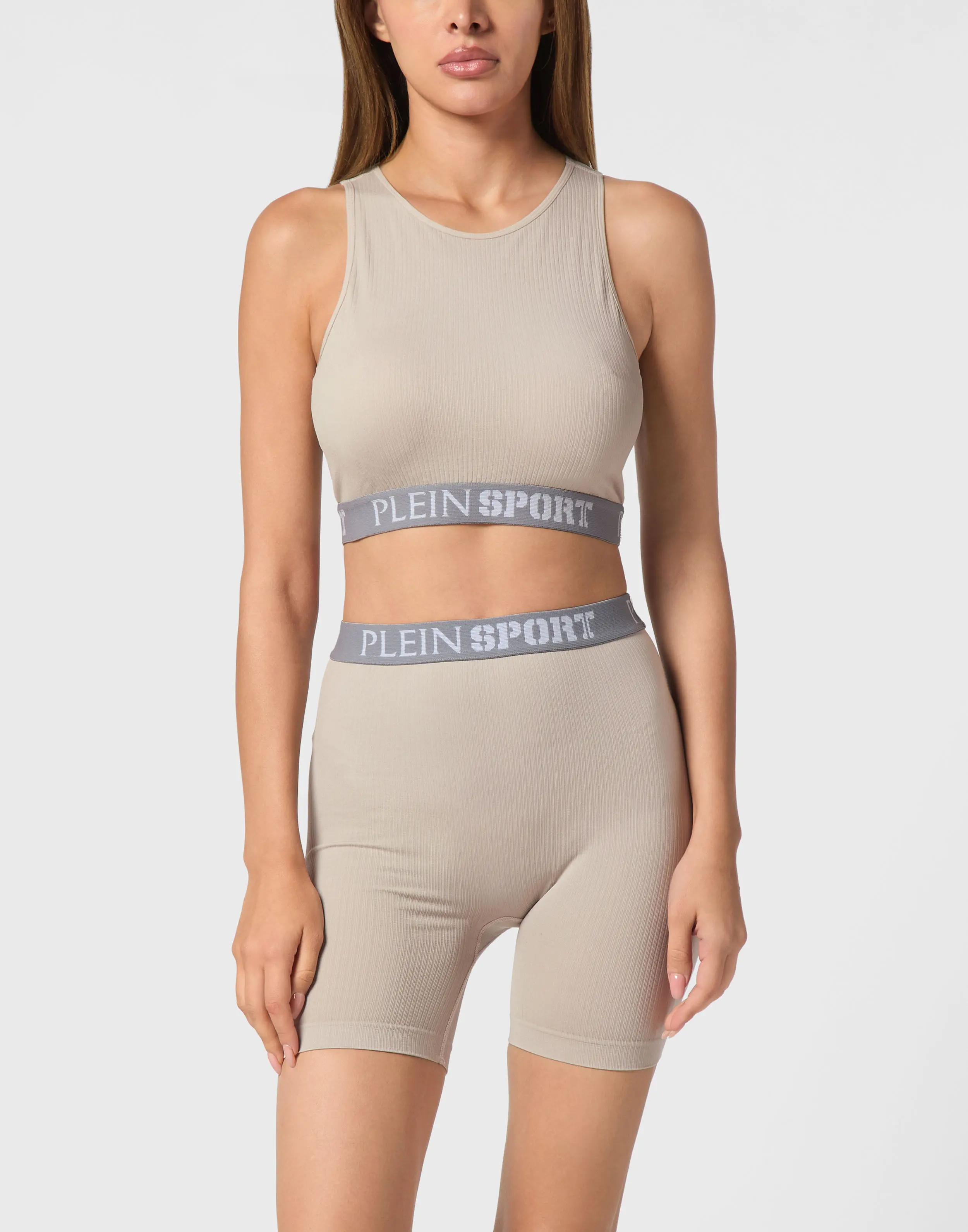 Топ спортивный