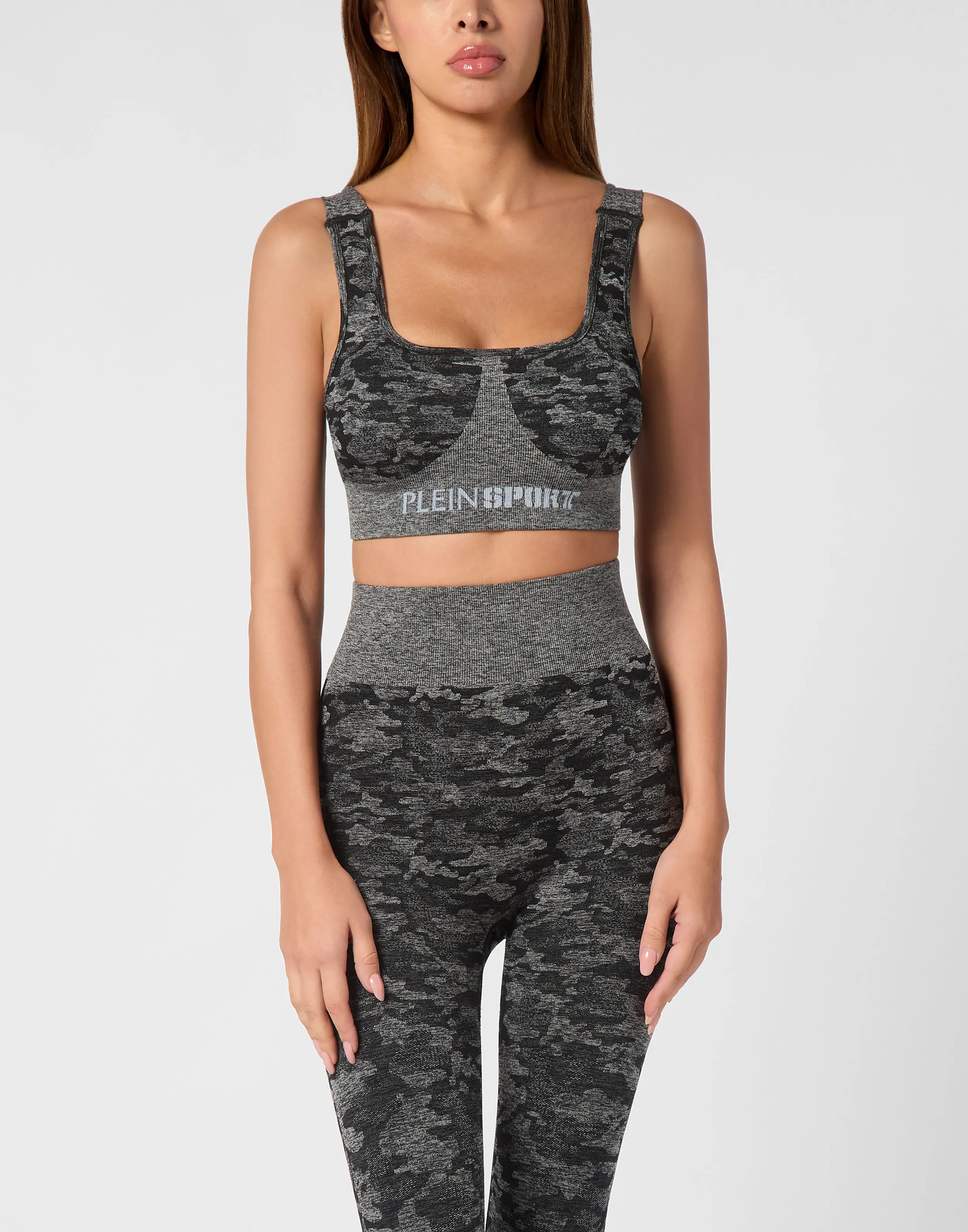 Топ спортивный