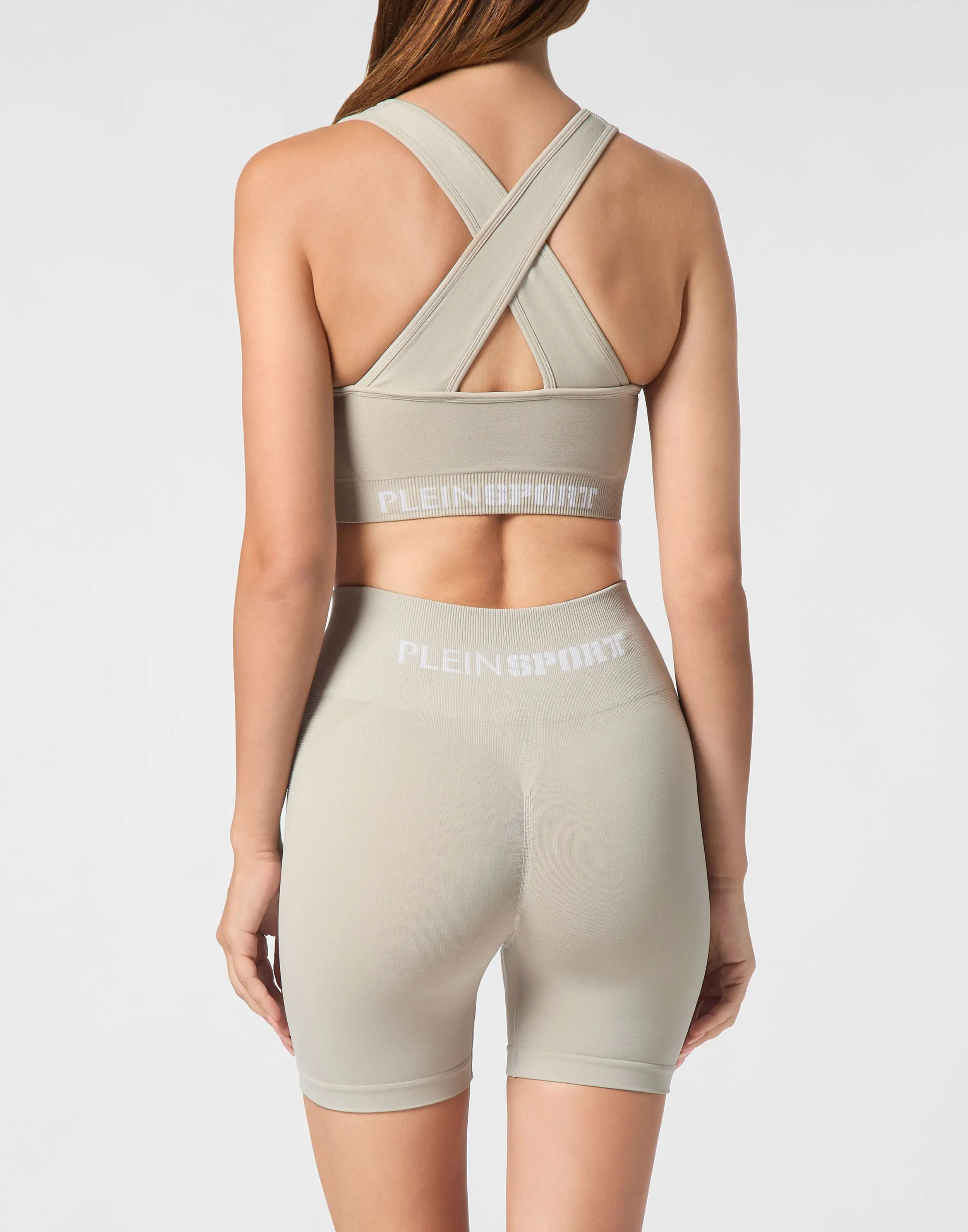 Топ спортивный