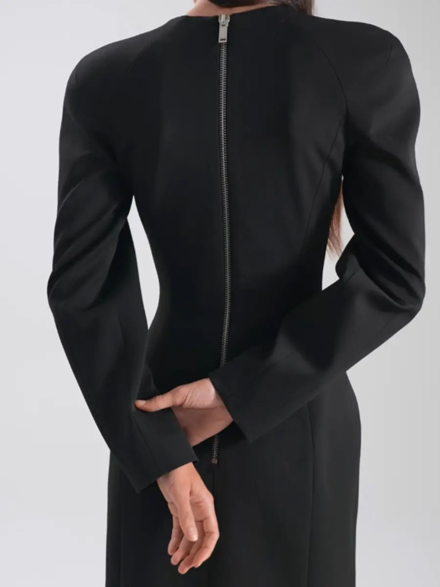 Платье однотонное