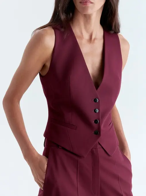 Жилет однотонный YULIAWAVE