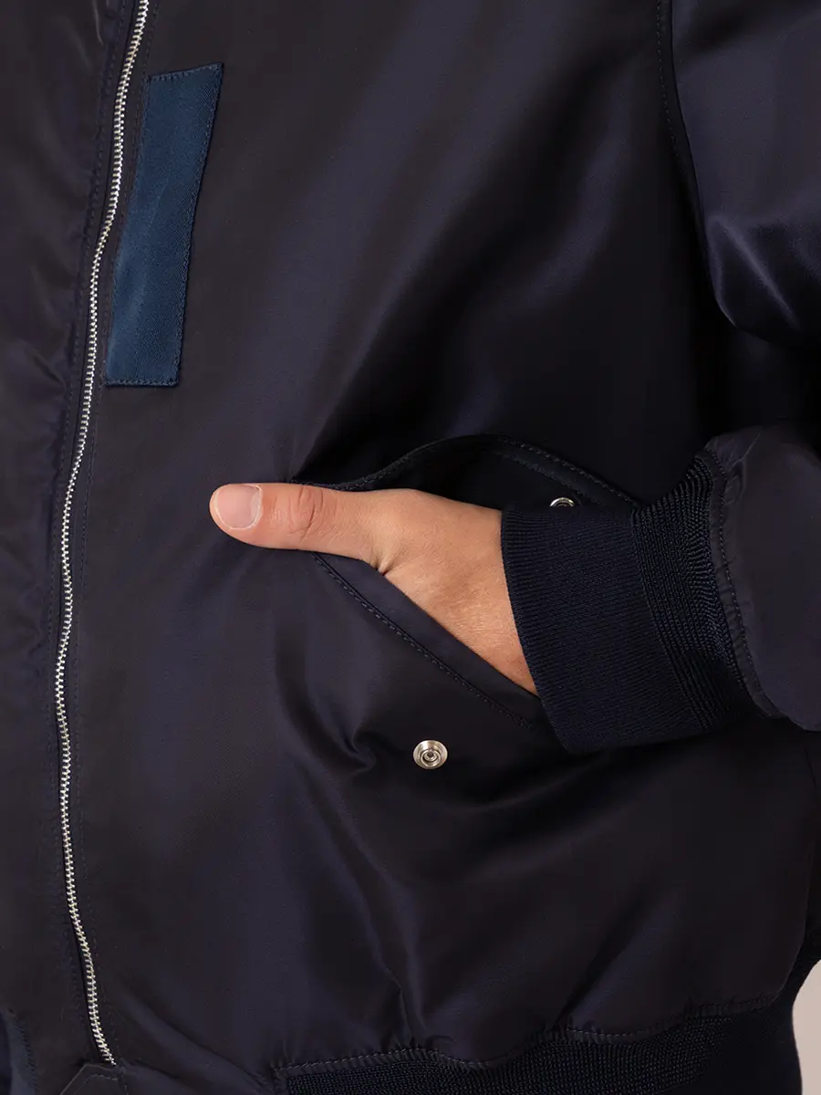 Бомбер однотонный