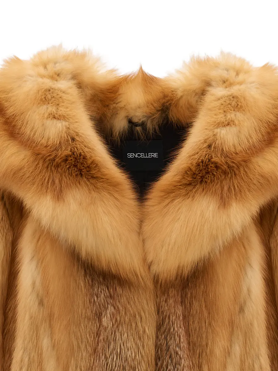 Пончо из меха лисы