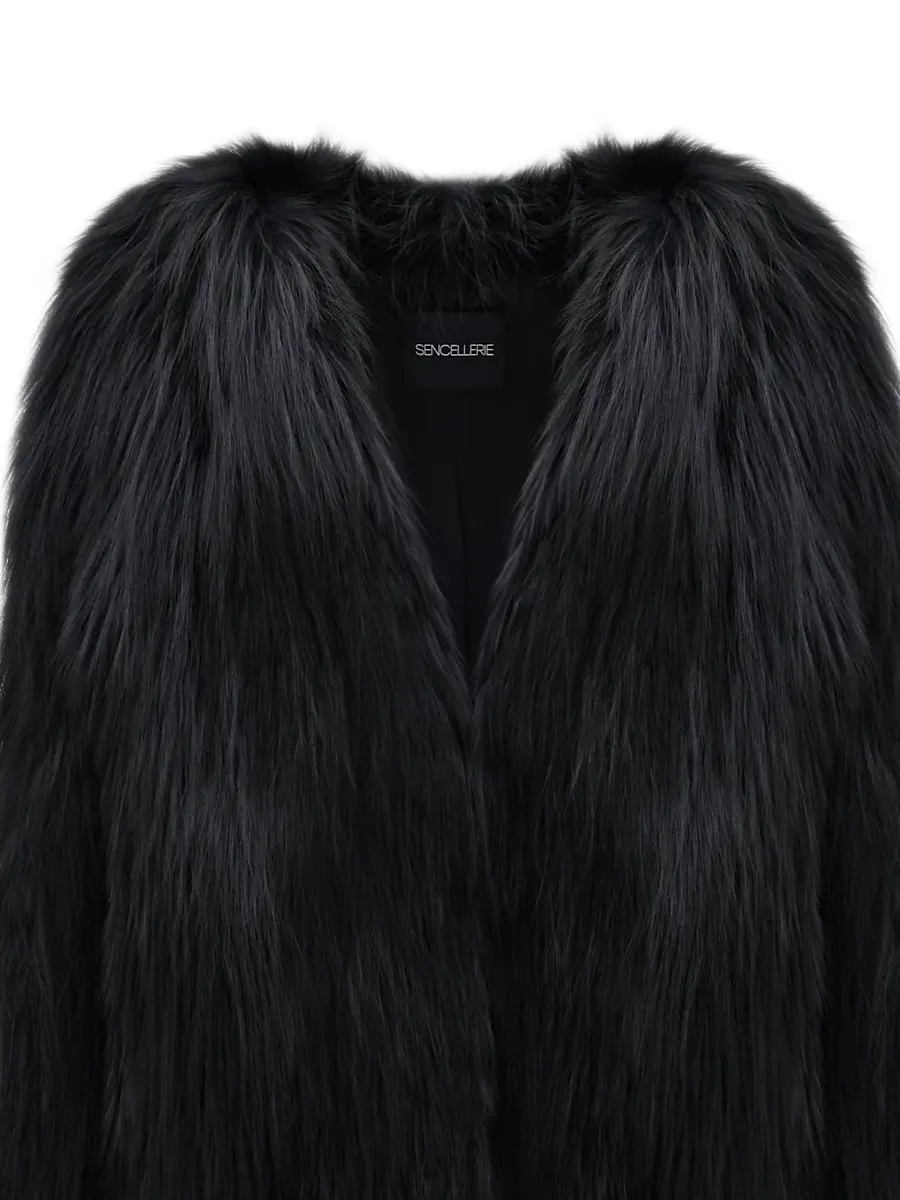 Шуба из меха лисы