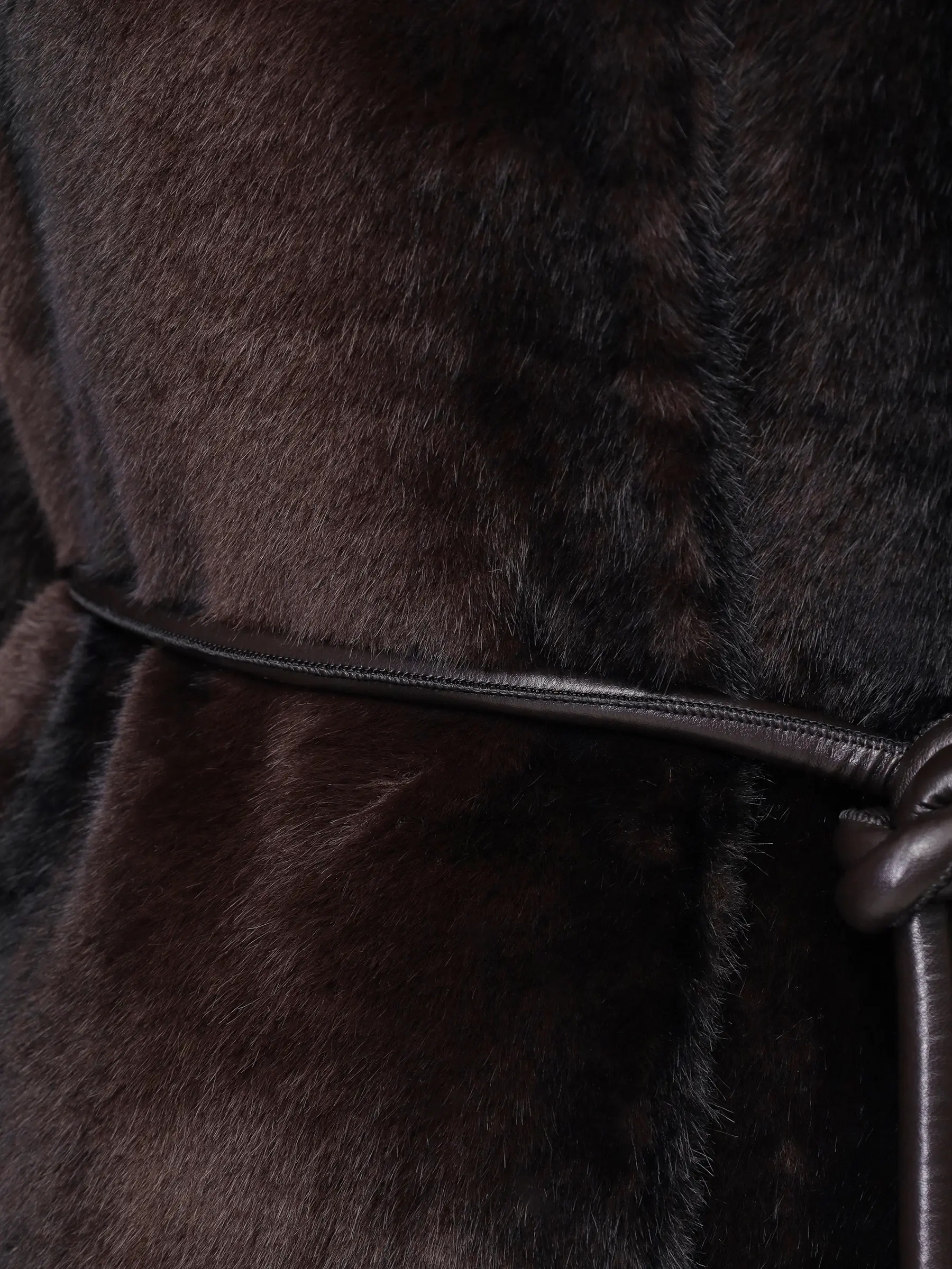 Шуба из экомеха