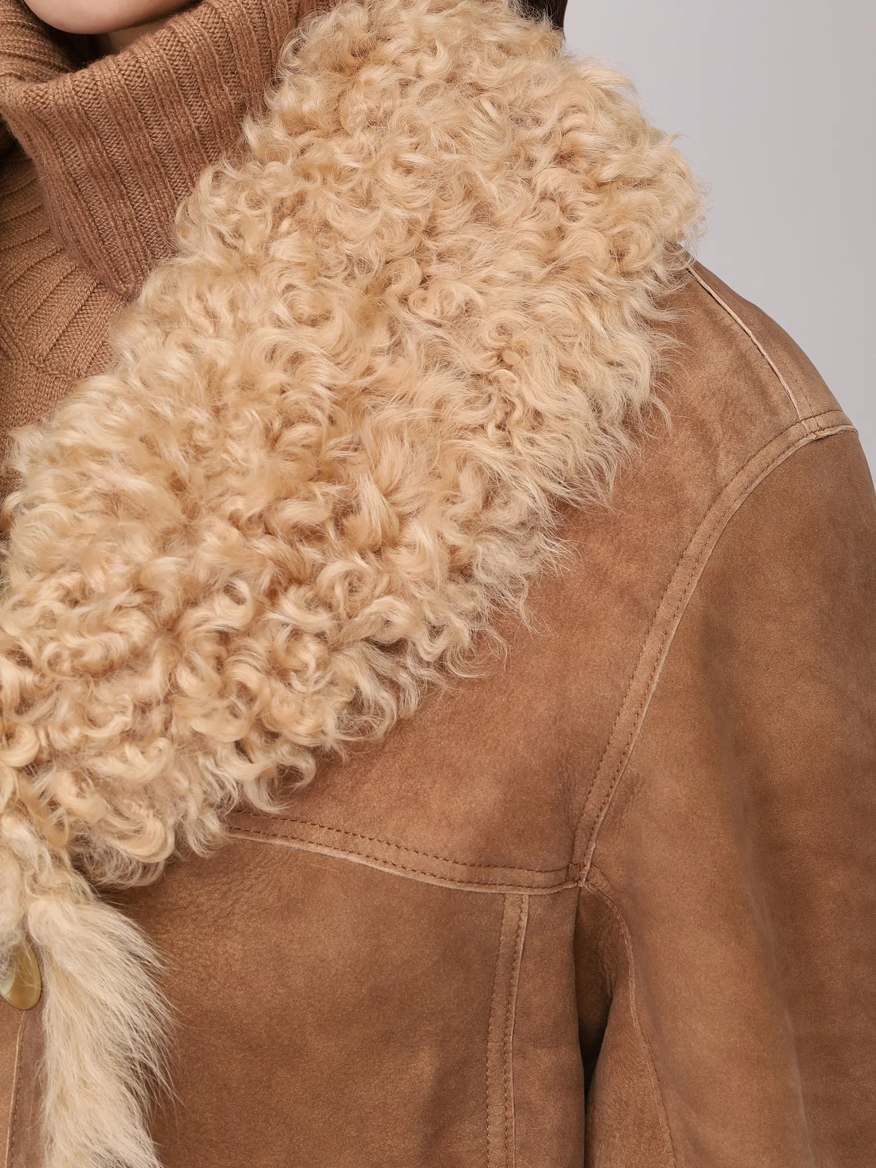 Дубленка двубортная