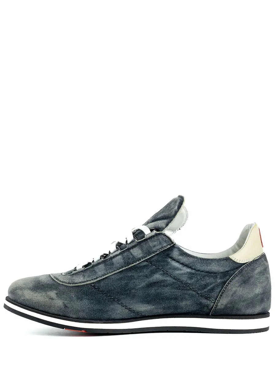 Кроссовки замшевые