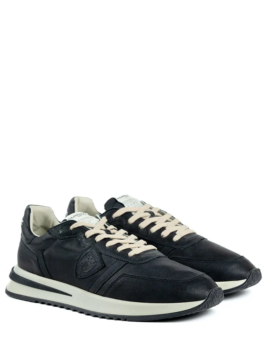 Кроссовки кожаные