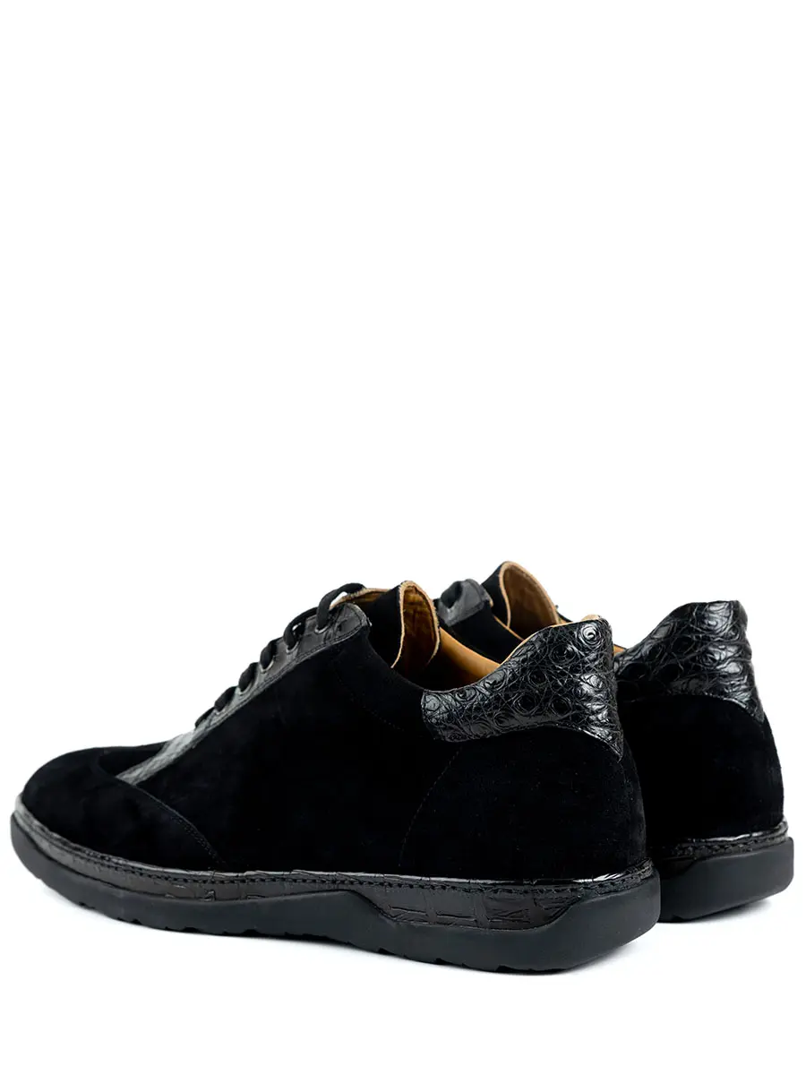 Кроссовки замшевые