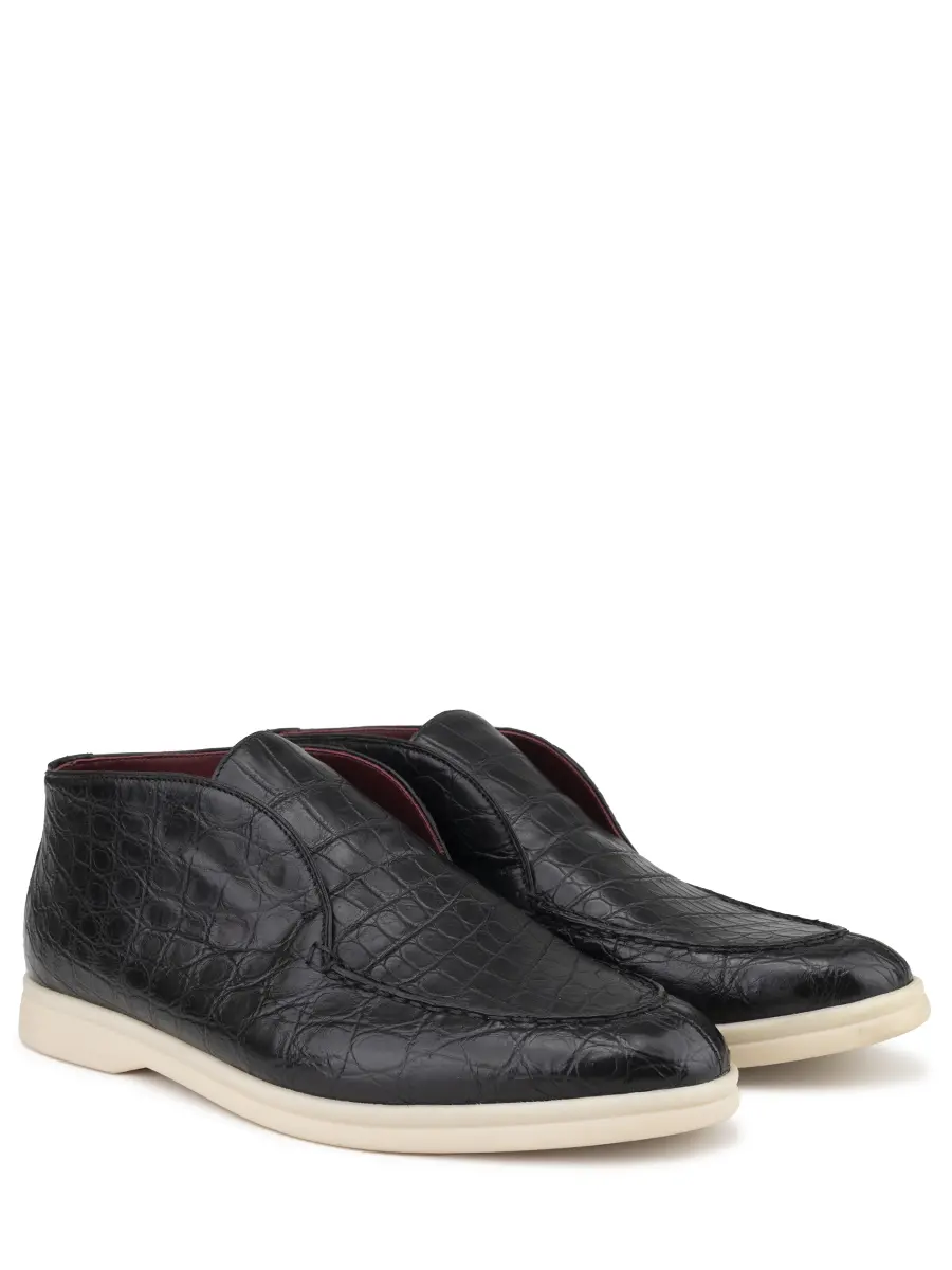 Лоферы из кожи крокодила