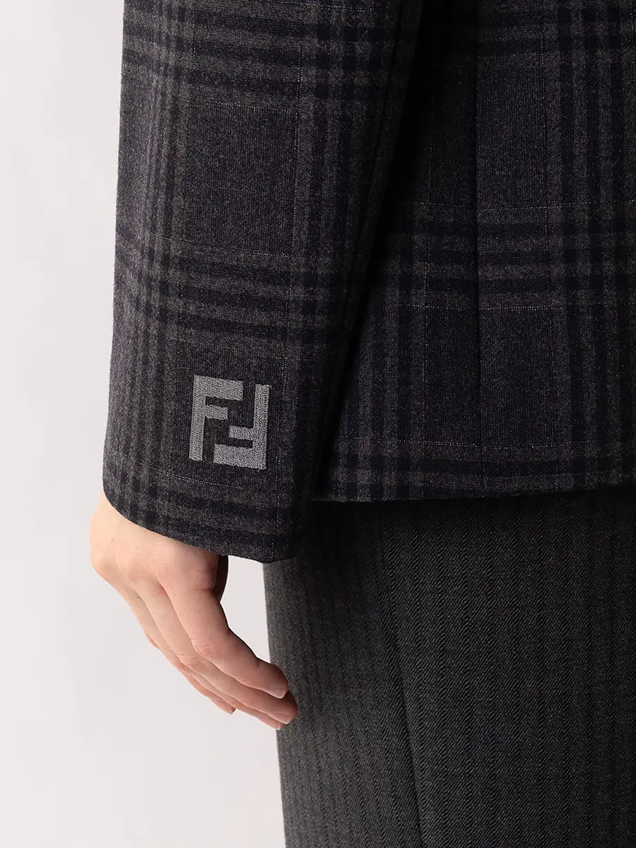 Жакет шерстяной